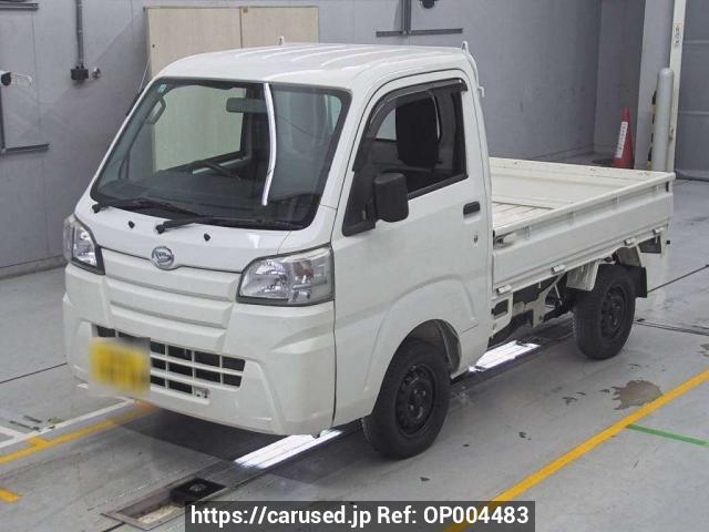 Daihatsu Hijet Truck 2016 from Japan