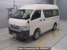 Toyota Hiace Van TRH200K