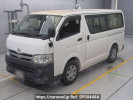 Toyota Regiusace Van TRH200V