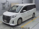 Toyota Noah ZWR80W