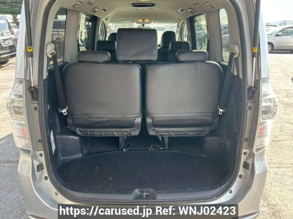 Used 2010 AT toyota voxy ZRR70W Image[8]