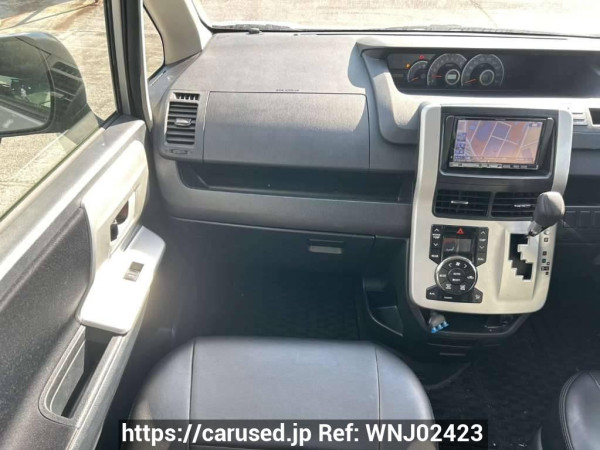 Used 2010 AT toyota voxy ZRR70W Image[20]