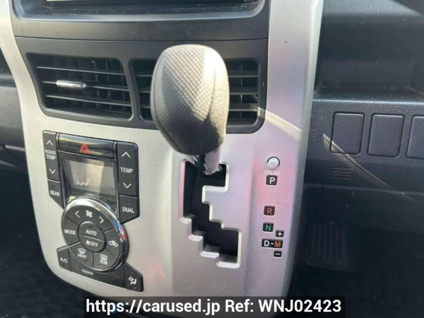 Used 2010 AT toyota voxy ZRR70W Image[27]