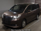 Toyota Noah ZWR80G