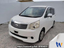 Toyota Noah ZRR70G