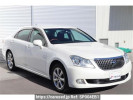 Toyota Crown Majesta URS206