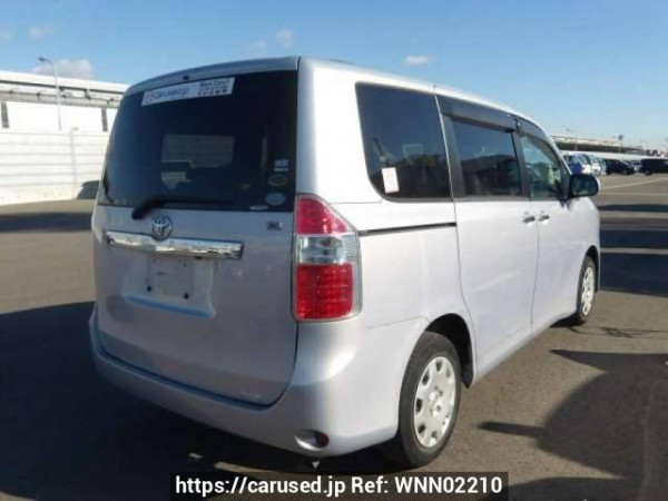 Used 2009 AT toyota noah ZRR70G Image[5]