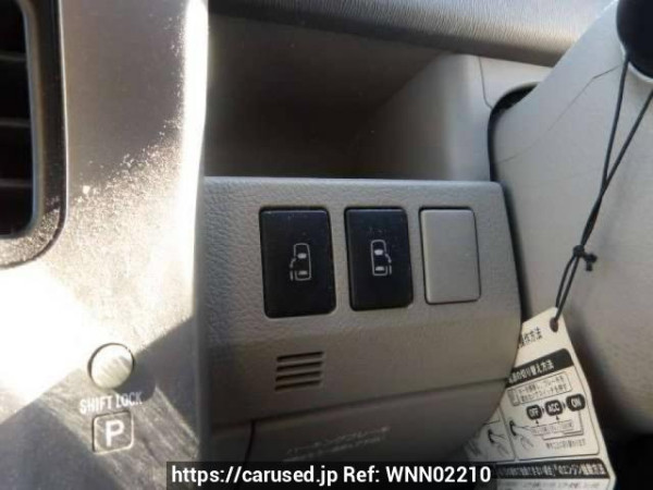 Used 2009 AT toyota noah ZRR70G Image[20]