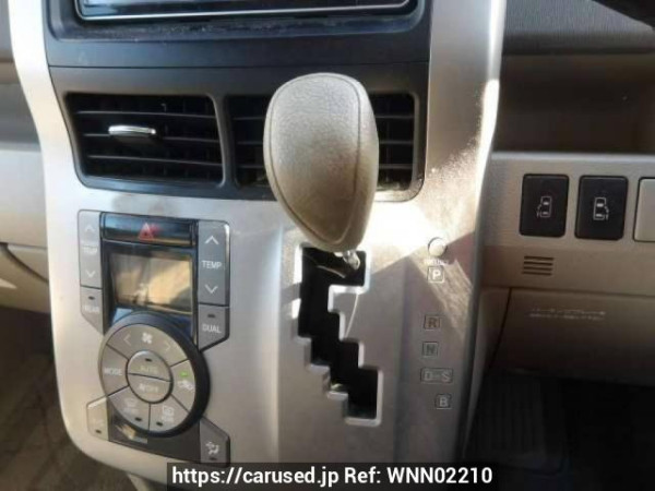 Used 2009 AT toyota noah ZRR70G Image[24]