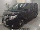 Toyota Noah ZRR85W