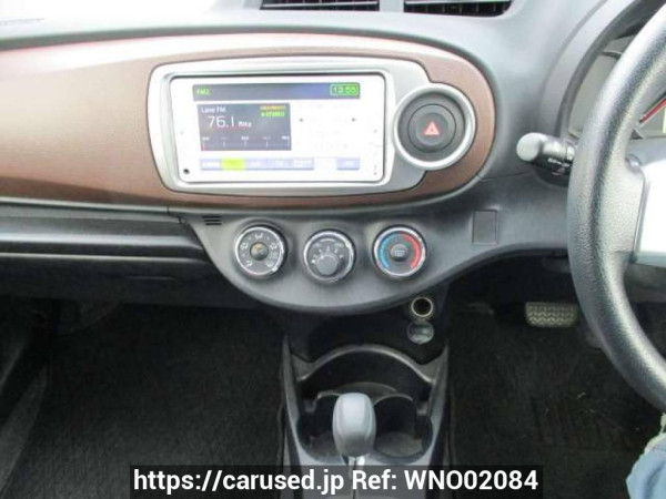Used 2013 AT toyota vitz KSP130 Image[22]