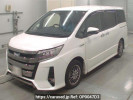 Toyota Noah ZWR80W