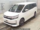 Toyota Voxy ZRR85G