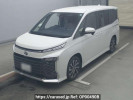 Toyota Voxy MZRA90W