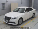 Toyota Crown GRS210