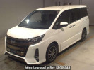 Toyota Noah ZWR80W