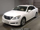 Toyota Crown GRS200