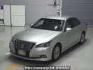 Toyota Crown Hybrid AWS210