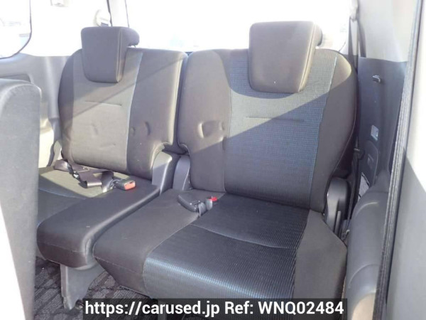 Used 2009 AT toyota voxy ZRR70W Image[15]