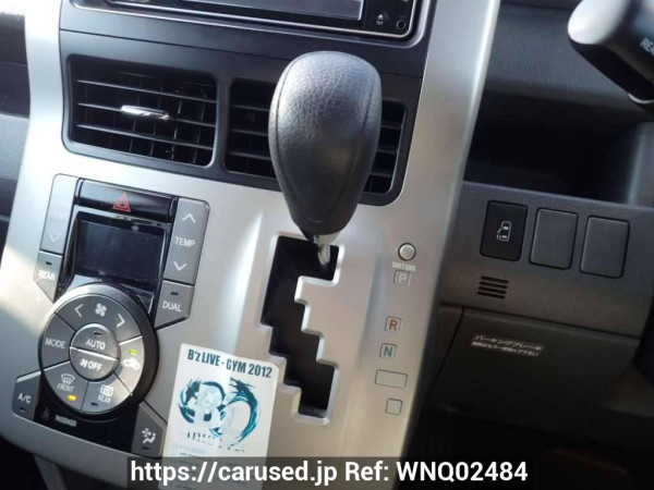 Used 2009 AT toyota voxy ZRR70W Image[23]