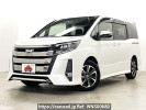 Toyota Noah DBA-ZRR80W