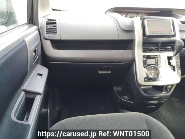 Used 2010 AT toyota voxy ZRR70G Image[20]