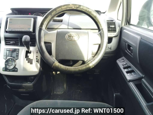 Used 2010 AT toyota voxy ZRR70G Image[21]