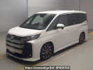 Toyota Noah ZWR90W