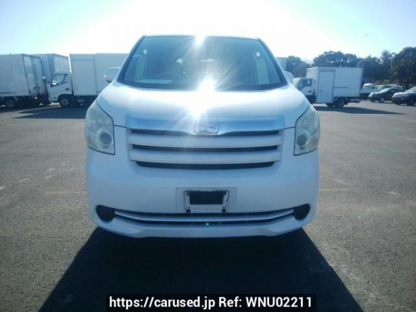 Used 2007 AT toyota noah ZRR70G Image[1]
