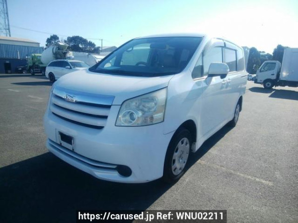 Used 2007 AT toyota noah ZRR70G Image[2]