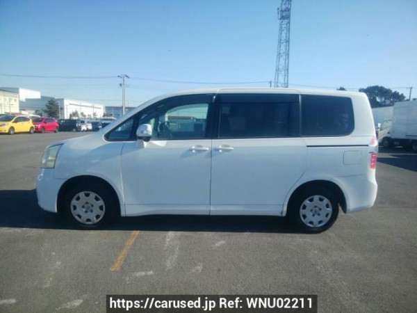 Used 2007 AT toyota noah ZRR70G Image[3]