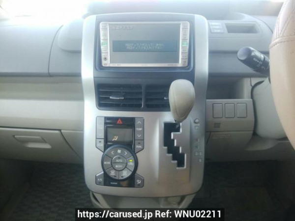 Used 2007 AT toyota noah ZRR70G Image[22]
