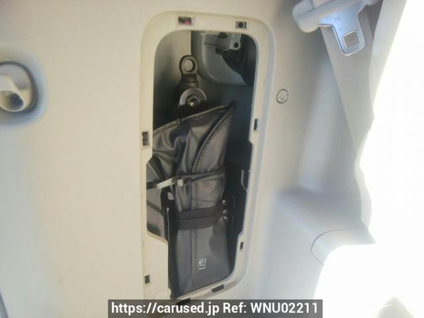 Used 2007 AT toyota noah ZRR70G Image[39]