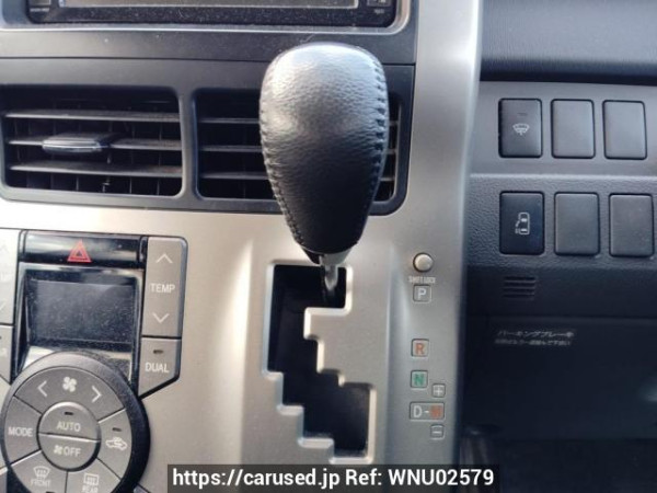 Used 2008 AT toyota voxy ZRR70W Image[26]