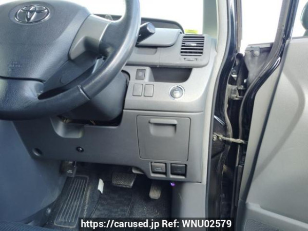 Used 2008 AT toyota voxy ZRR70W Image[27]