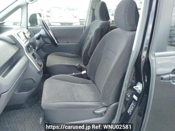 Used 2009 AT toyota voxy ZRR70G Image[14]