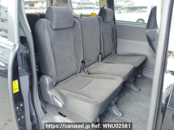Used 2009 AT toyota voxy ZRR70G Image[16]