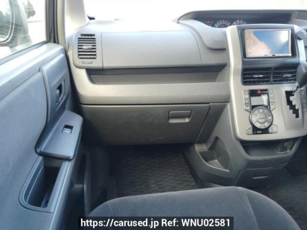 Used 2009 AT toyota voxy ZRR70G Image[19]
