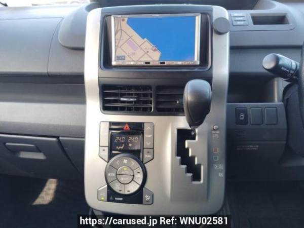 Used 2009 AT toyota voxy ZRR70G Image[22]