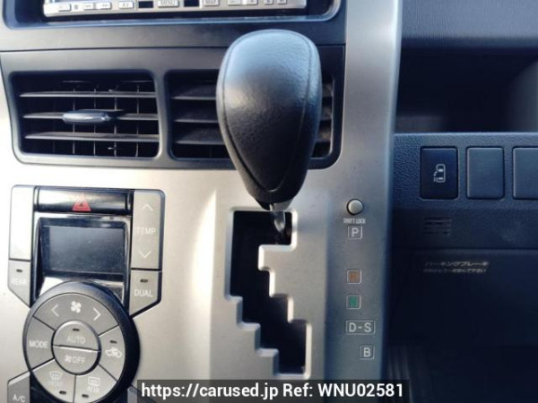 Used 2009 AT toyota voxy ZRR70G Image[26]