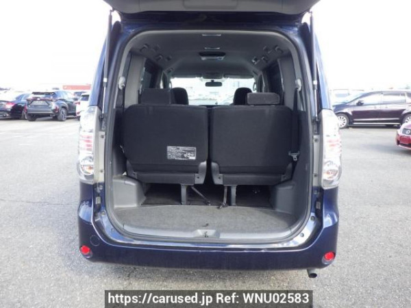 Used 2009 AT toyota voxy ZRR70G Image[9]