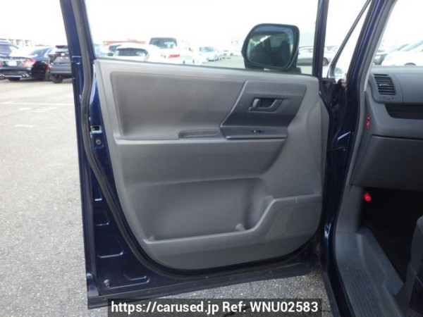 Used 2009 AT toyota voxy ZRR70G Image[23]