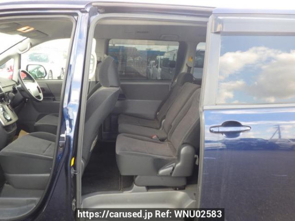 Used 2009 AT toyota voxy ZRR70G Image[26]