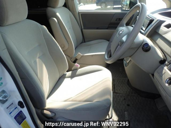 Used 2007 AT toyota noah ZRR70G Image[11]