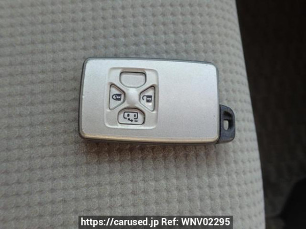 Used 2007 AT toyota noah ZRR70G Image[26]