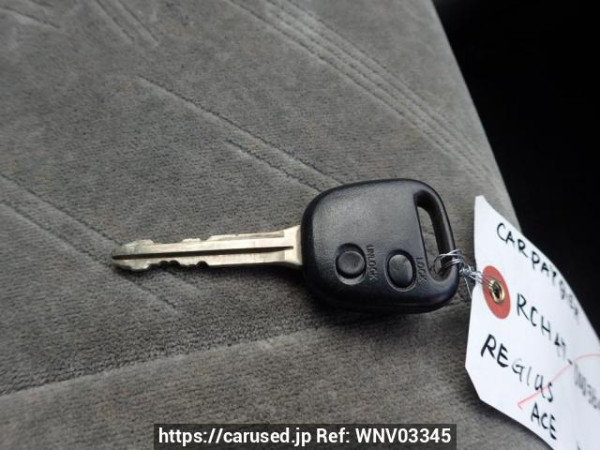 Used 1997 AT toyota regius-wagon RCH47W Image[35]