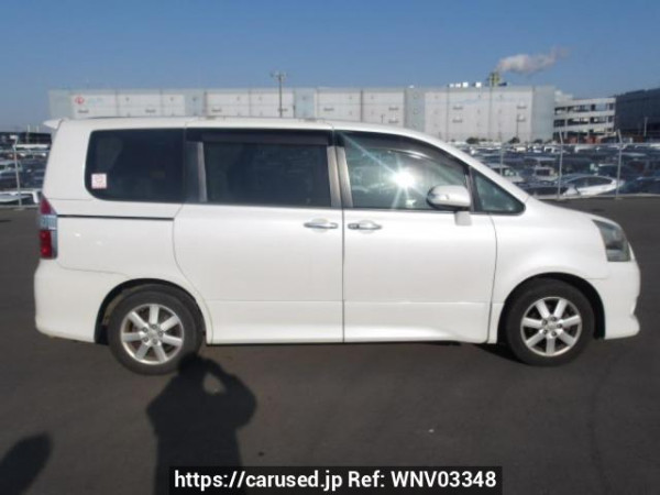 Used 2009 AT toyota noah ZRR70W Image[7]