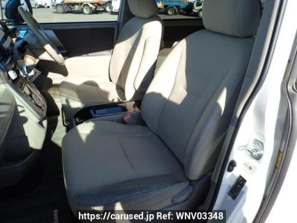 Used 2009 AT toyota noah ZRR70W Image[12]