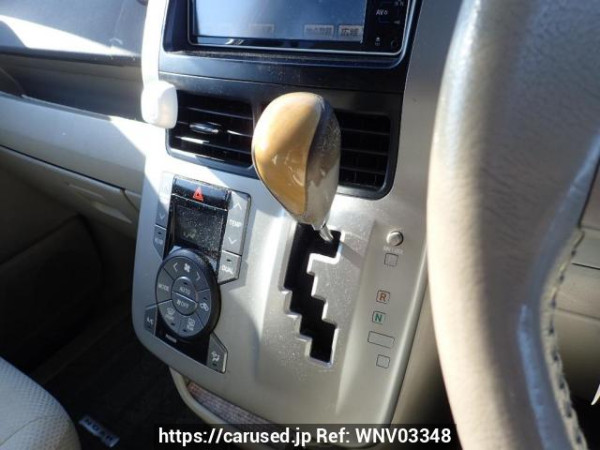 Used 2009 AT toyota noah ZRR70W Image[22]