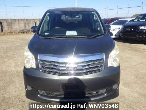 Used2010 AT Toyota Noah ZRR70GImage[1]